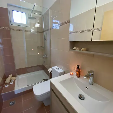 Maistro With Pool, Appartamento Matala
