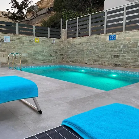 Maistro With Pool, * Matala