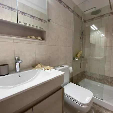 Maistro With Pool, Appartamento