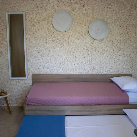 Maistro With Pool, *
